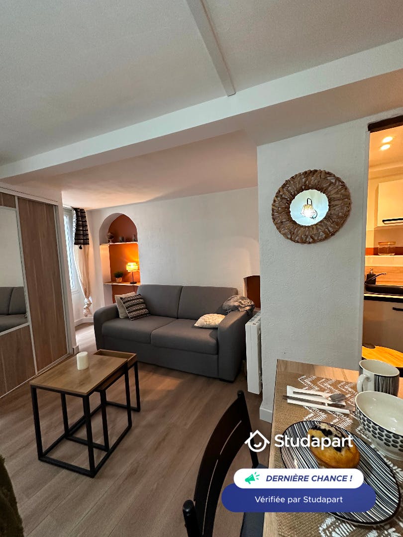 Appartement à louer pour 580 €/mois à Avignon, Rue Carnot