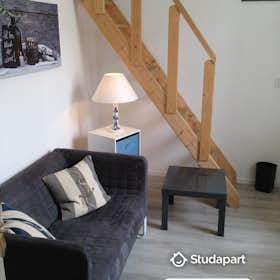 Appartamento in affitto a 650 € al mese a La Rochelle, Rue Michelet