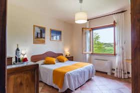House for rent for €1,000 per month in Poggibonsi, Località Santa Lucia