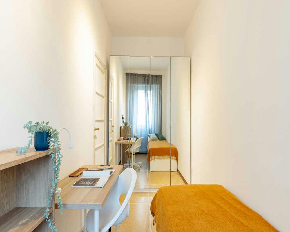 Piazzale Bacone, Milan preview