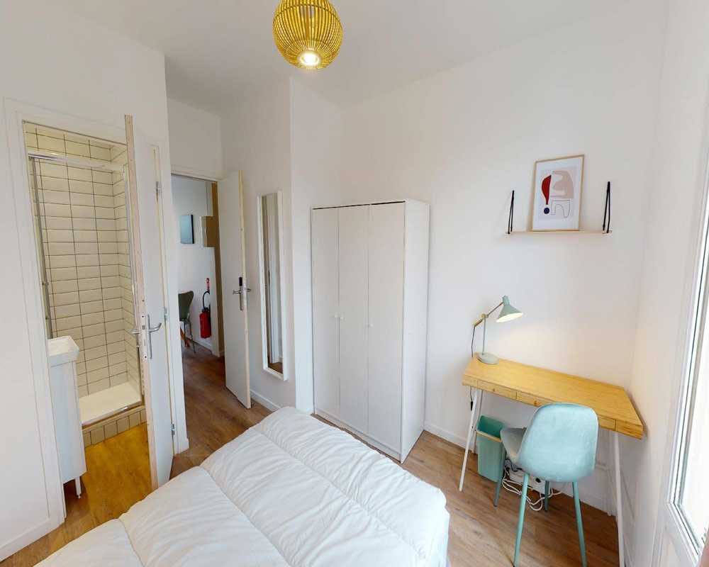 Rue Pierre Poli, Issy-les-Moulineaux preview