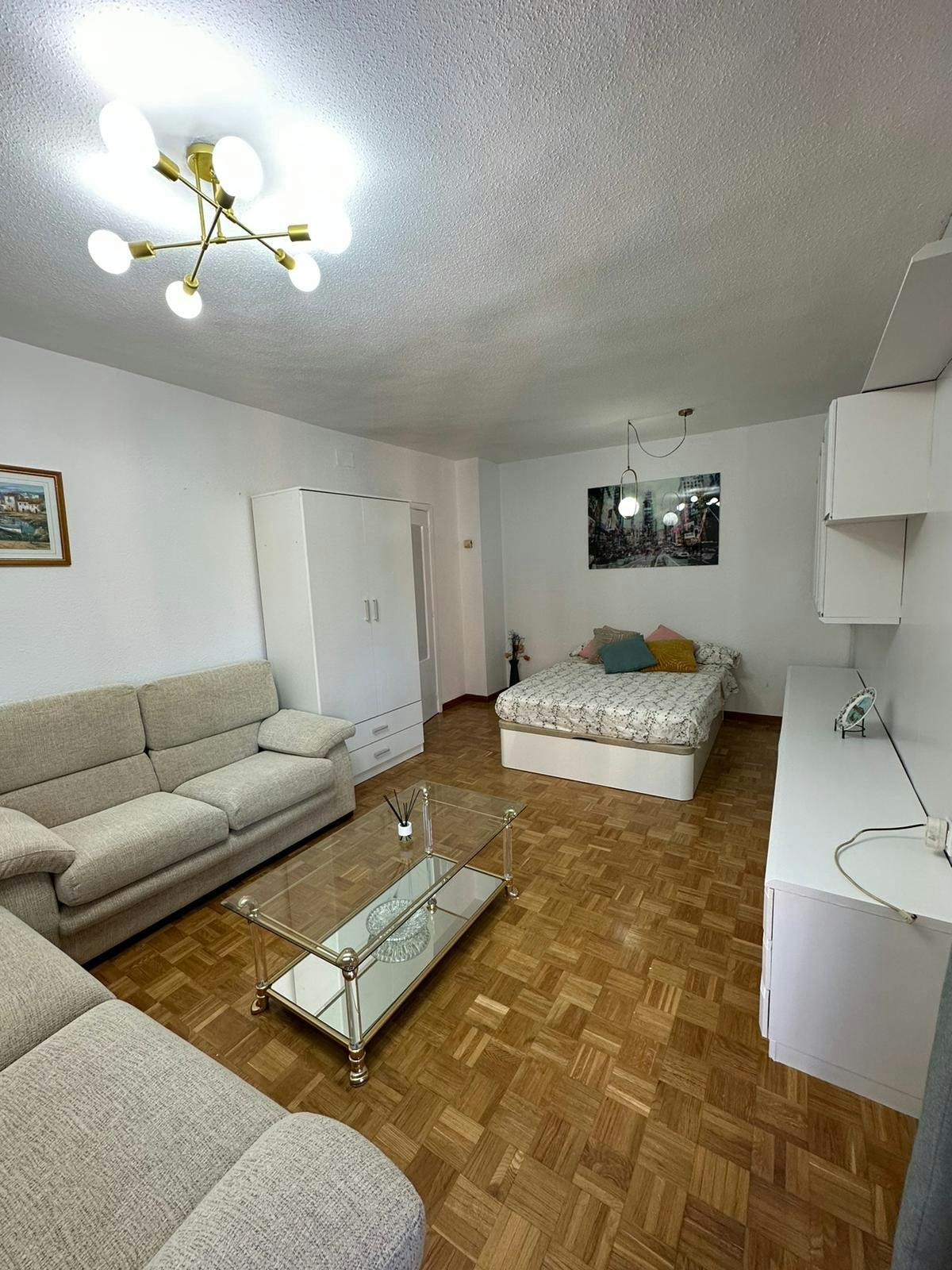 Calle de la Virgen de la Oliva, Madrid Madrid