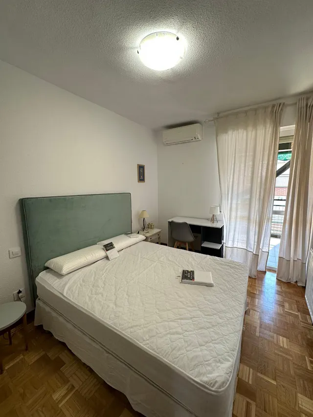 Private room in Calle de la Virgen de la Oliva, Madrid (1444401) room image 1