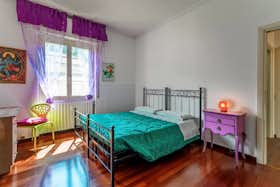 Lägenhet att hyra för 264 000 € i månaden i Como, Via Annibale Cressoni