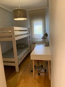 Отдельная комната сдается в аренду за 700 € в месяц в Majadahonda, Calle del Mar Mediterráneo