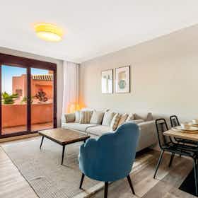 Appartamento in affitto a 1.350 € al mese a Benahavís, Calle Chopo