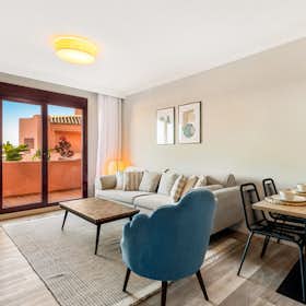 Apartamento para alugar por € 1.350 por mês em Benahavís, Calle Chopo