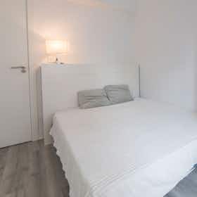 Private room for rent for €475 per month in Valencia, Carrer del Reverend Rafael Tramoyeres