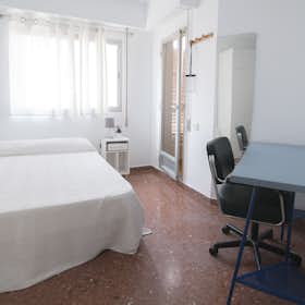 Private room for rent for €475 per month in Valencia, Carrer Azagador d'Alboraia