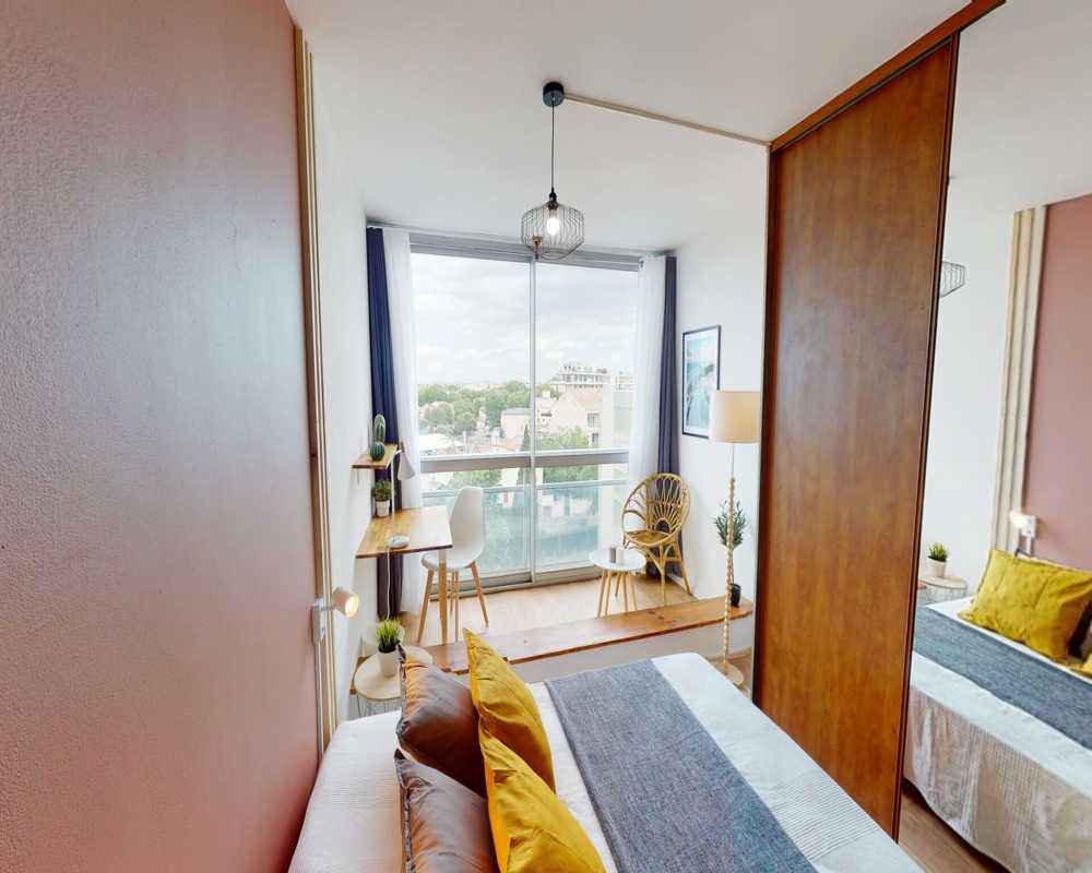 Rue du Faubourg Saint-Jaumes, Montpellier preview