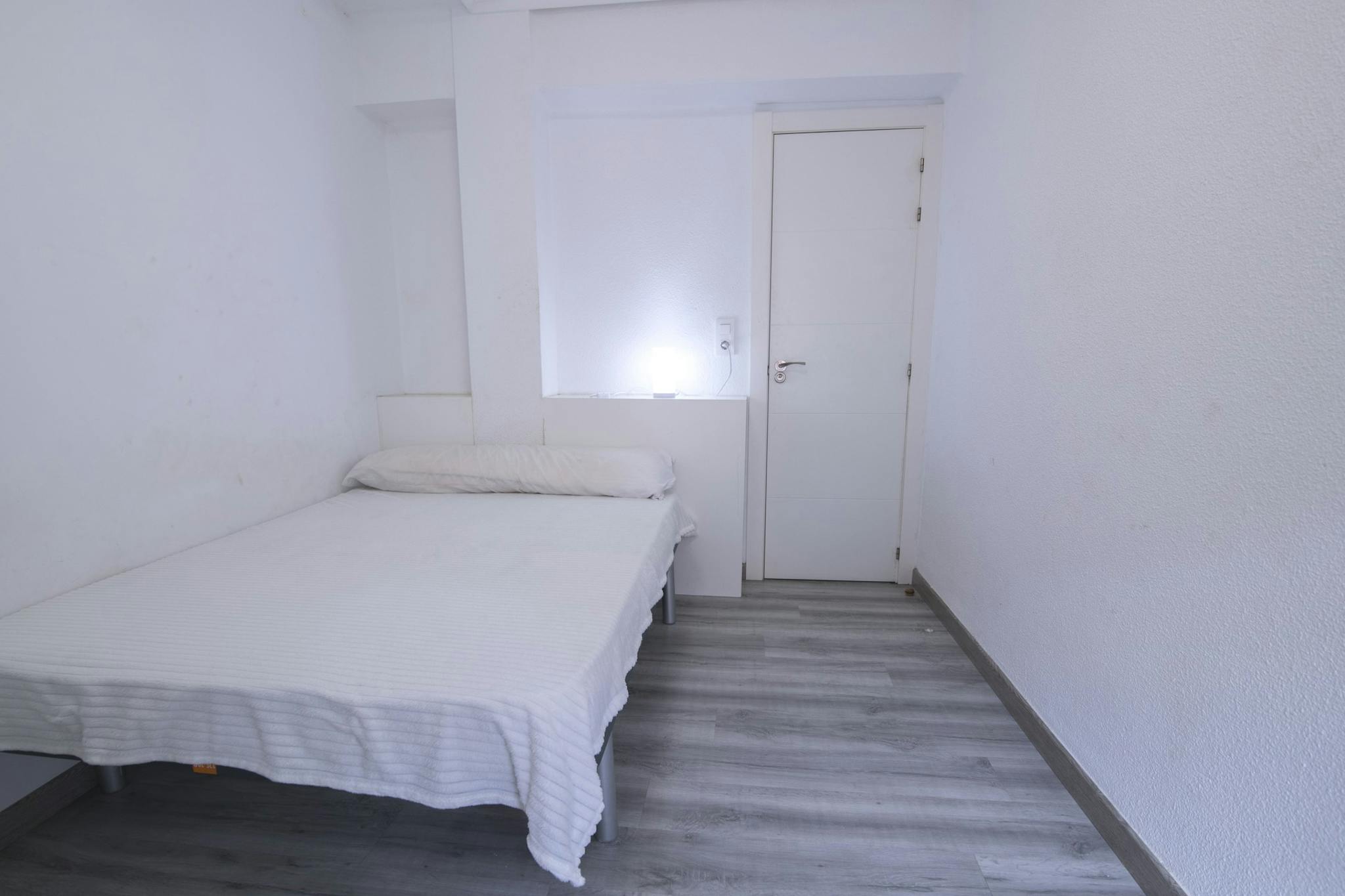 Carrer Porta Coeli, Valencia preview