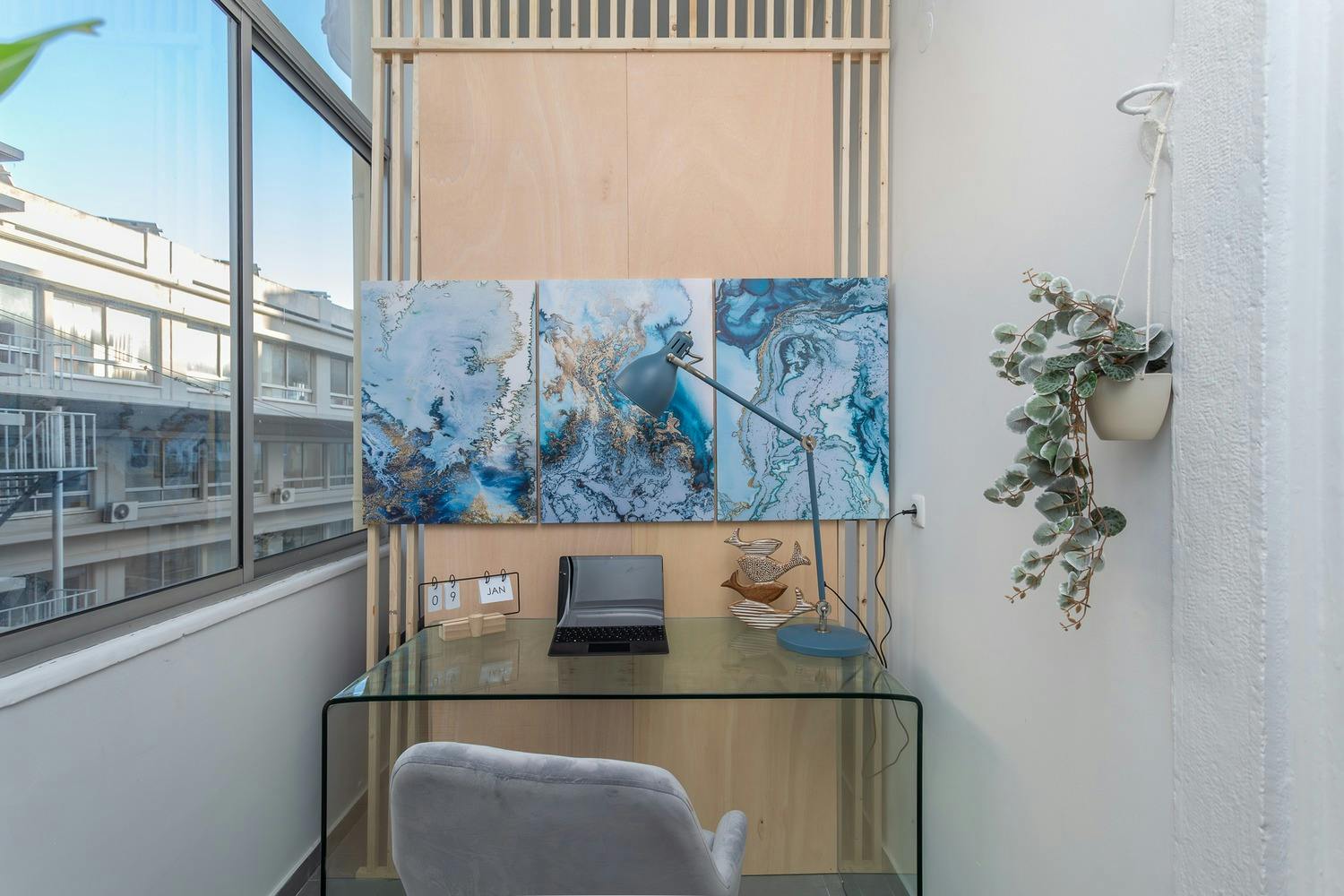 preview gallery tile