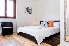 Mieszkanie do wynajęcia za 264 000 € miesięcznie w mieście Faggeto Lario, Via per Bellagio