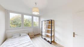 Отдельная комната сдается в аренду за 350 € в месяц в Limoges, Avenue du Président Vincent Auriol