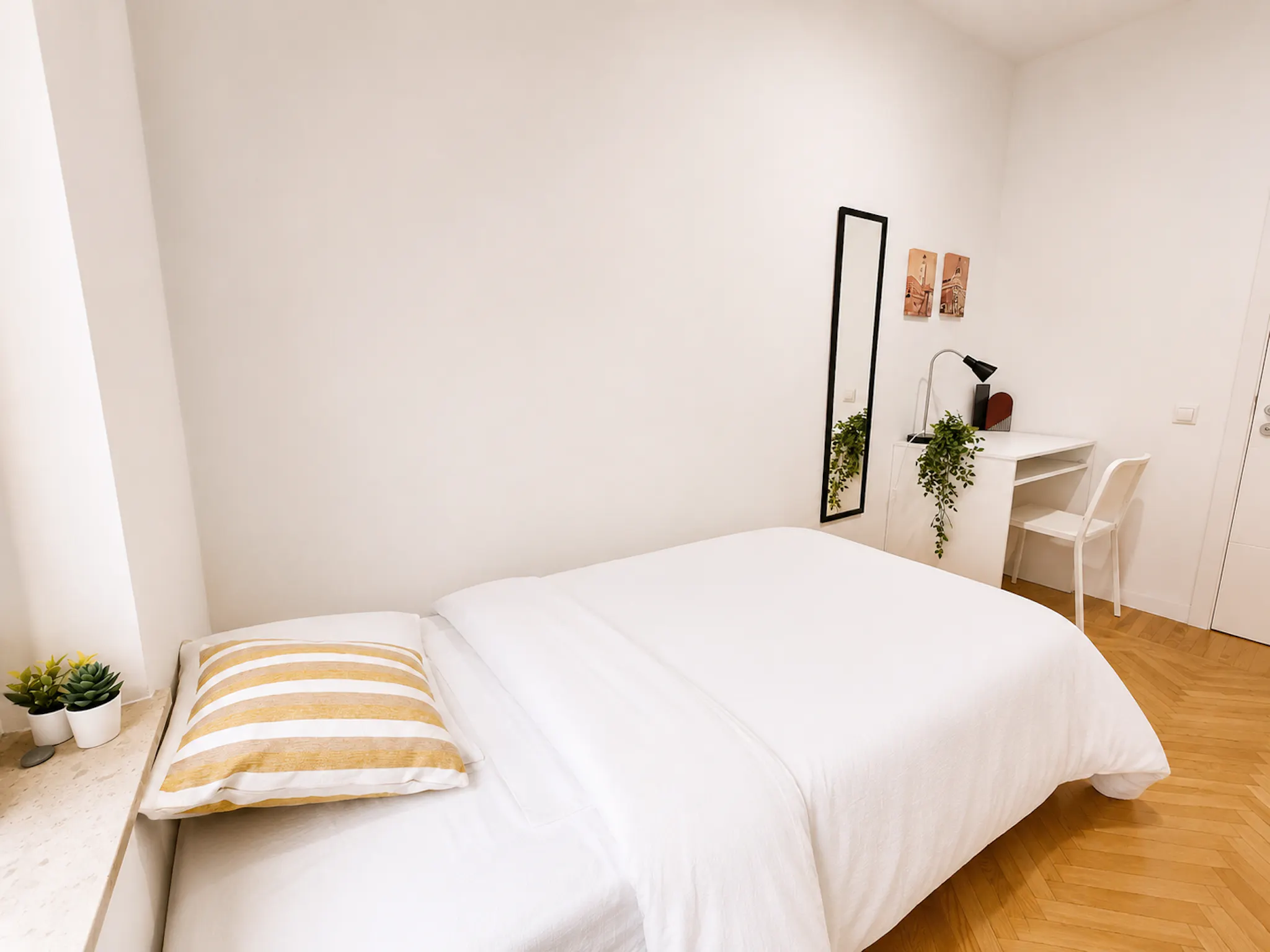 Cuesta de San Vicente, Madrid preview