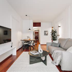 Apartment for rent for €4,256 per month in Barcelona, Gran Via de les Corts Catalanes