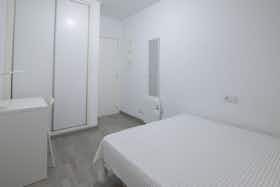 Private room for rent for €400 per month in Valencia, Avinguda del Primat Reig
