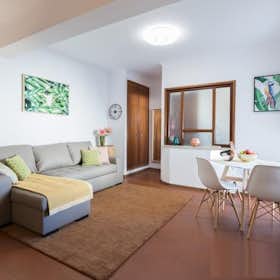 Apartment for rent for €999 per month in Porto, Rua de Antero de Quental