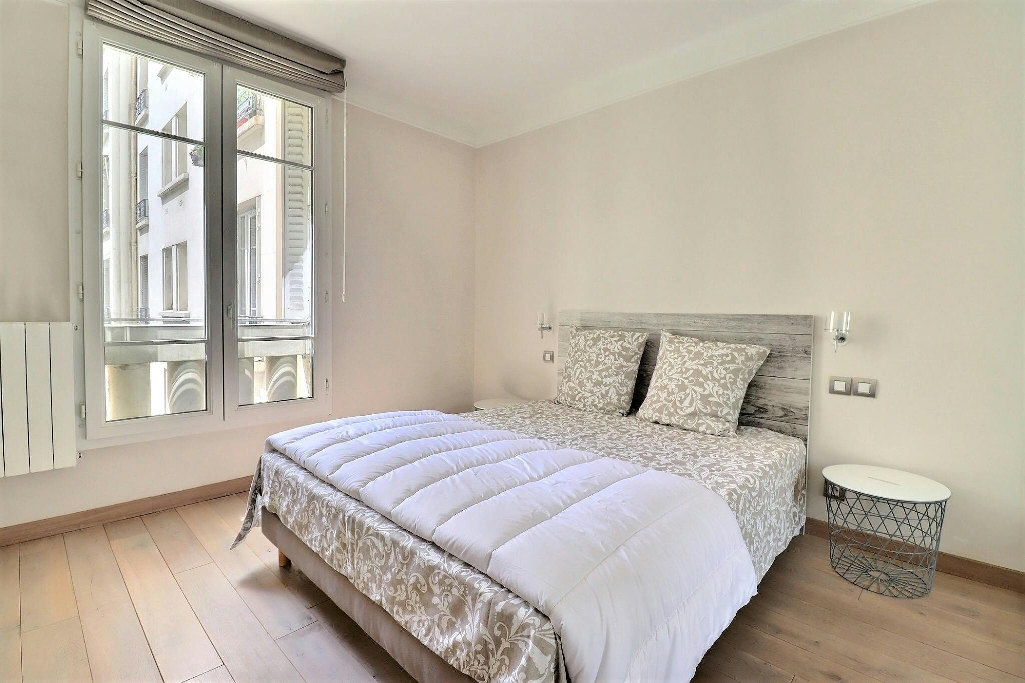 1-Bedroom Apartment in Rue Jouvenet, Paris (1445568) ROOM