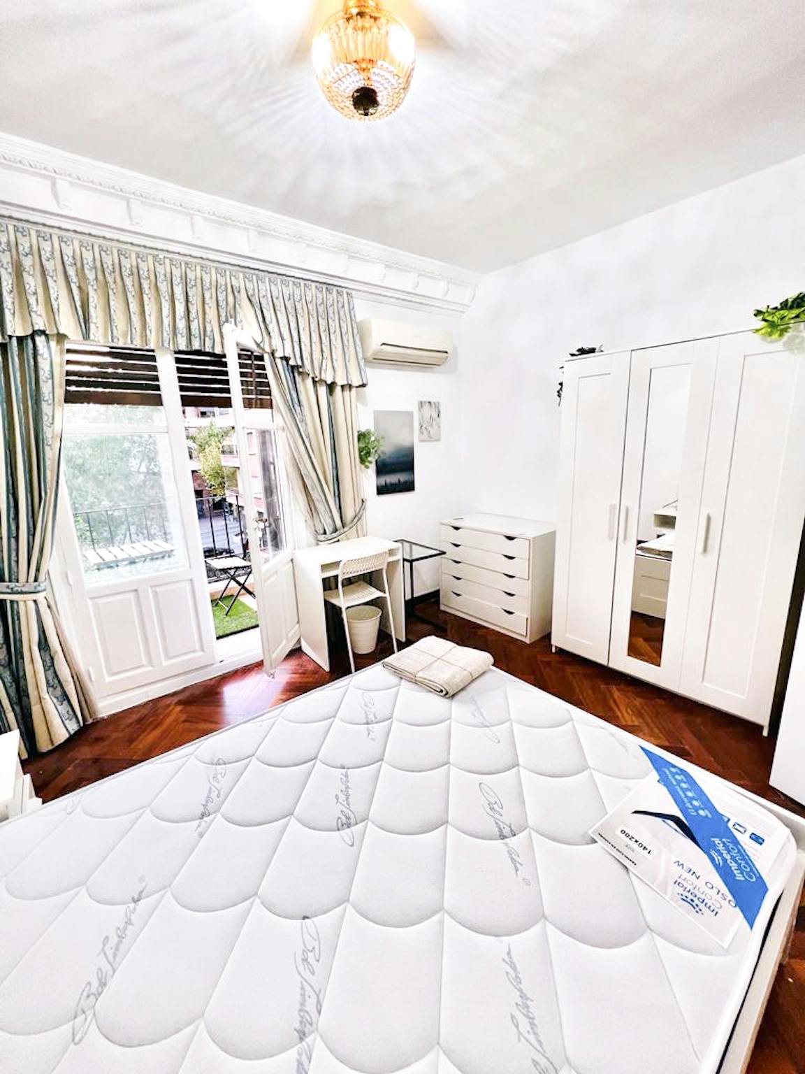 Plaza de Luca de Tena, Madrid preview