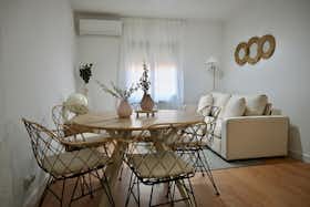 Appartement te huur voor € 1.700 per maand in Madrid, Calle del Puerto de la Bonaigua
