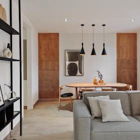 Apartment for rent for €3,777 per month in Barcelona, Carrer de Còrsega
