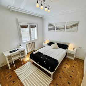 Отдельная комната сдается в аренду за 375 € в месяц в Pamplona, Calle de Abejeras