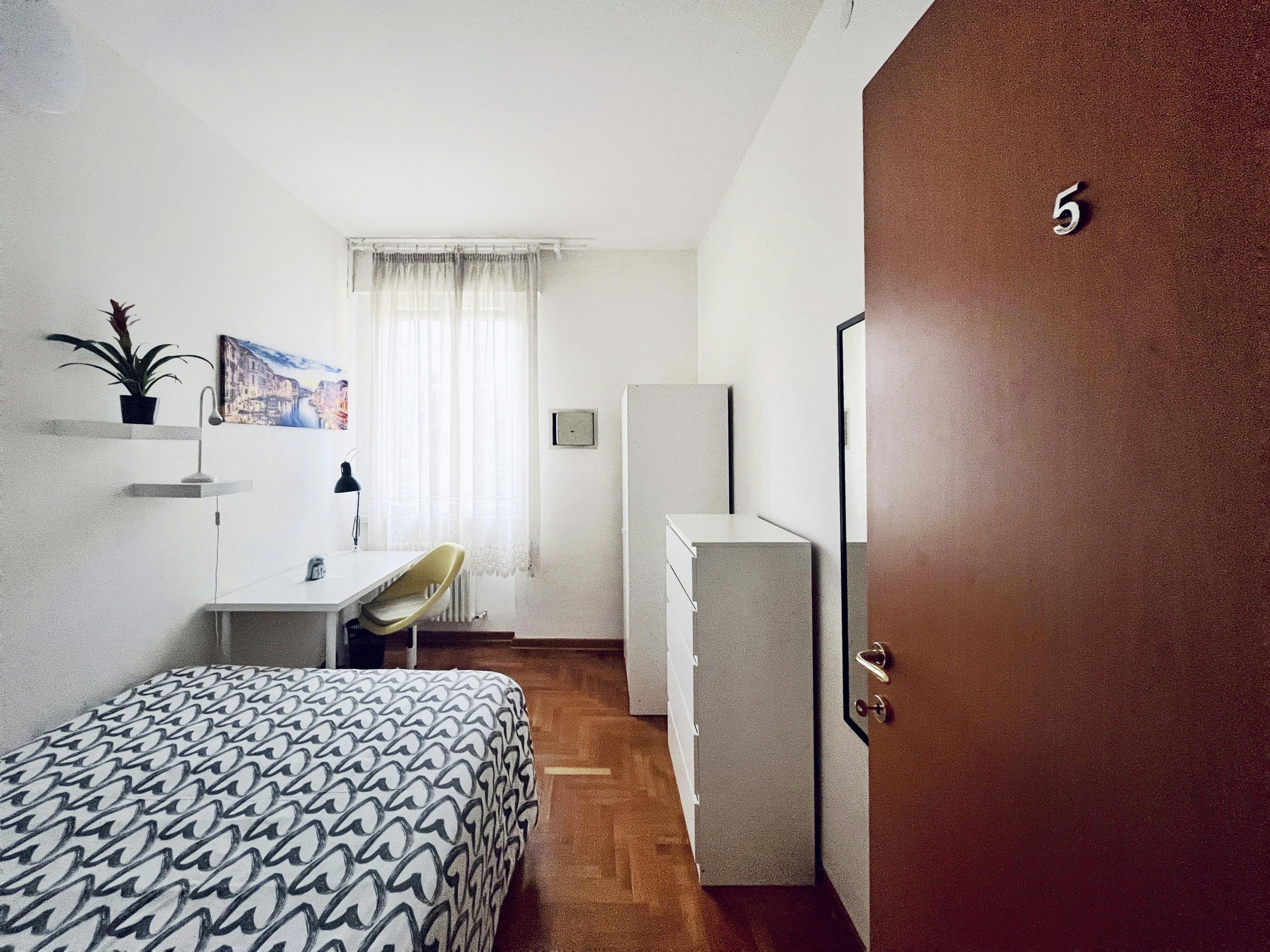 Private room for rent for €450 per month in Padova, Via Tripoli