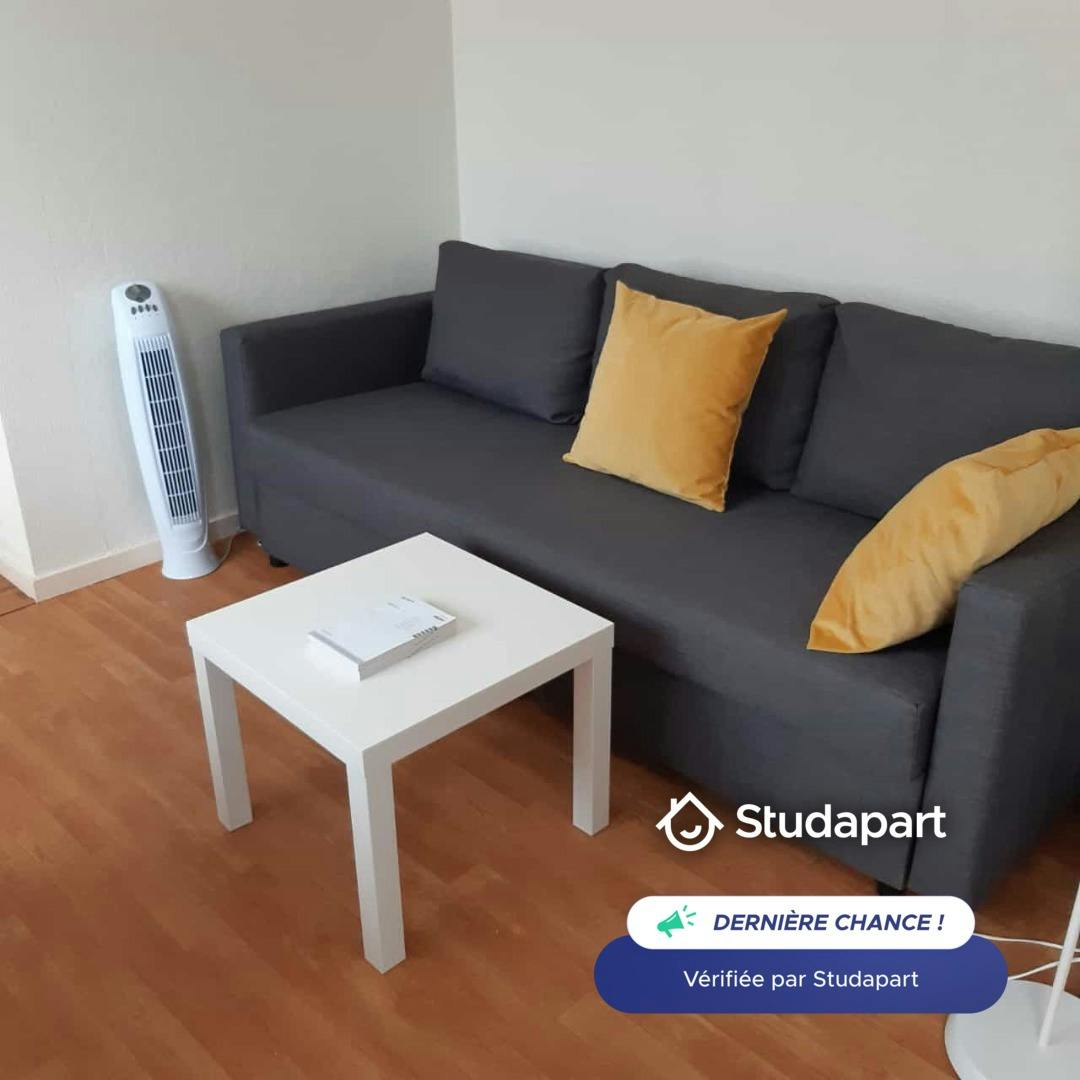 Apartamento para alugar por € 698 por mês em Dijon, Rue Chanzy