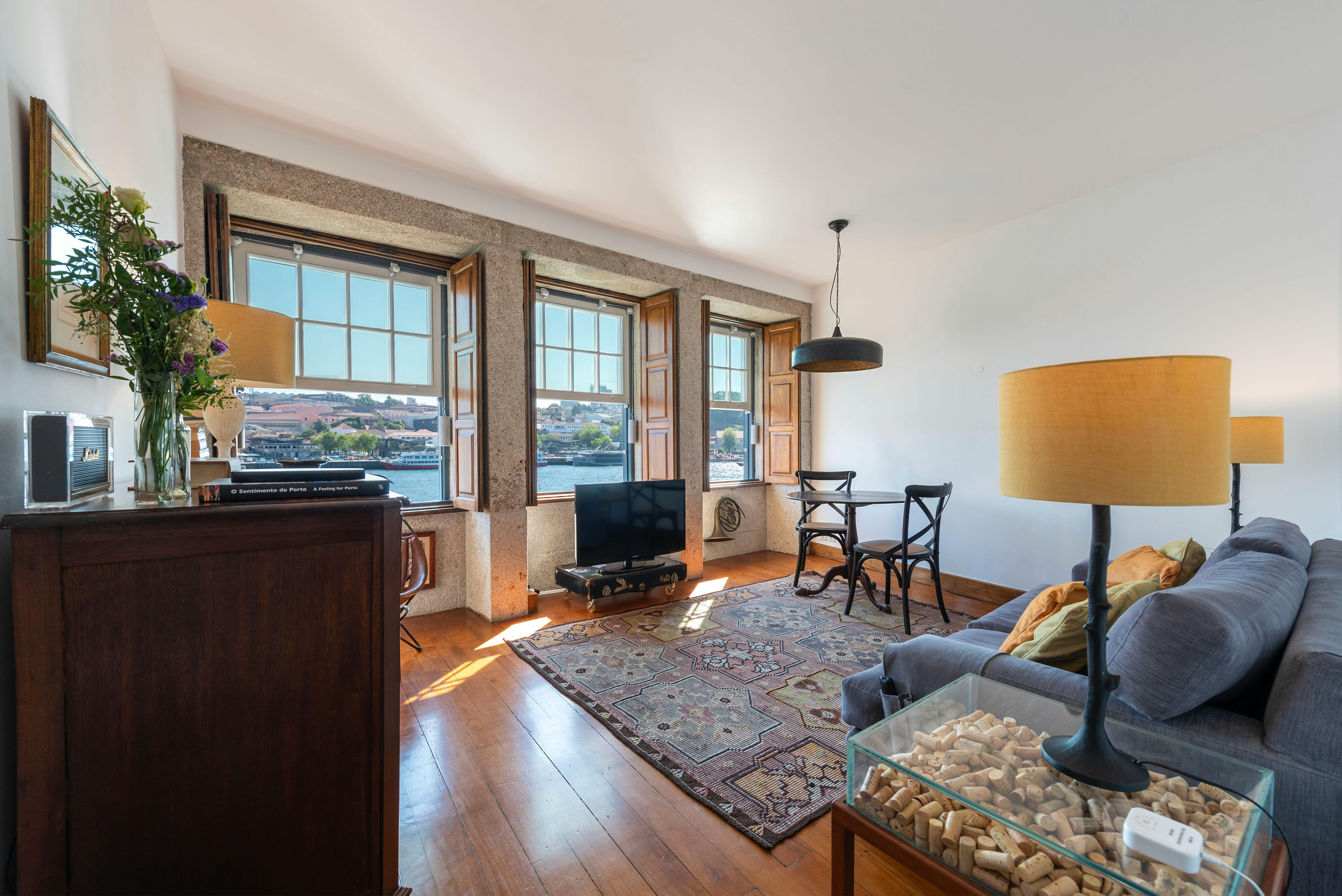 Rua do Outeirinho, Porto preview