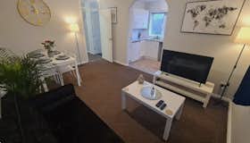 Appartement te huur voor £ 1.807 per maand in Witham, Wickham Road