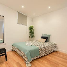 Apartment for rent for €999 per month in Vila Nova de Gaia, Rua de Fervença