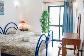 Apartment for rent for €999 per month in Albufeira, Estrada de Santa Eulália