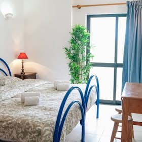 Apartamento para alugar por € 999 por mês em Albufeira, Estrada de Santa Eulália