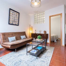Apartament de închiriat pentru 999 EUR pe lună în Vila Nova de Gaia, Rua Cândido dos Reis