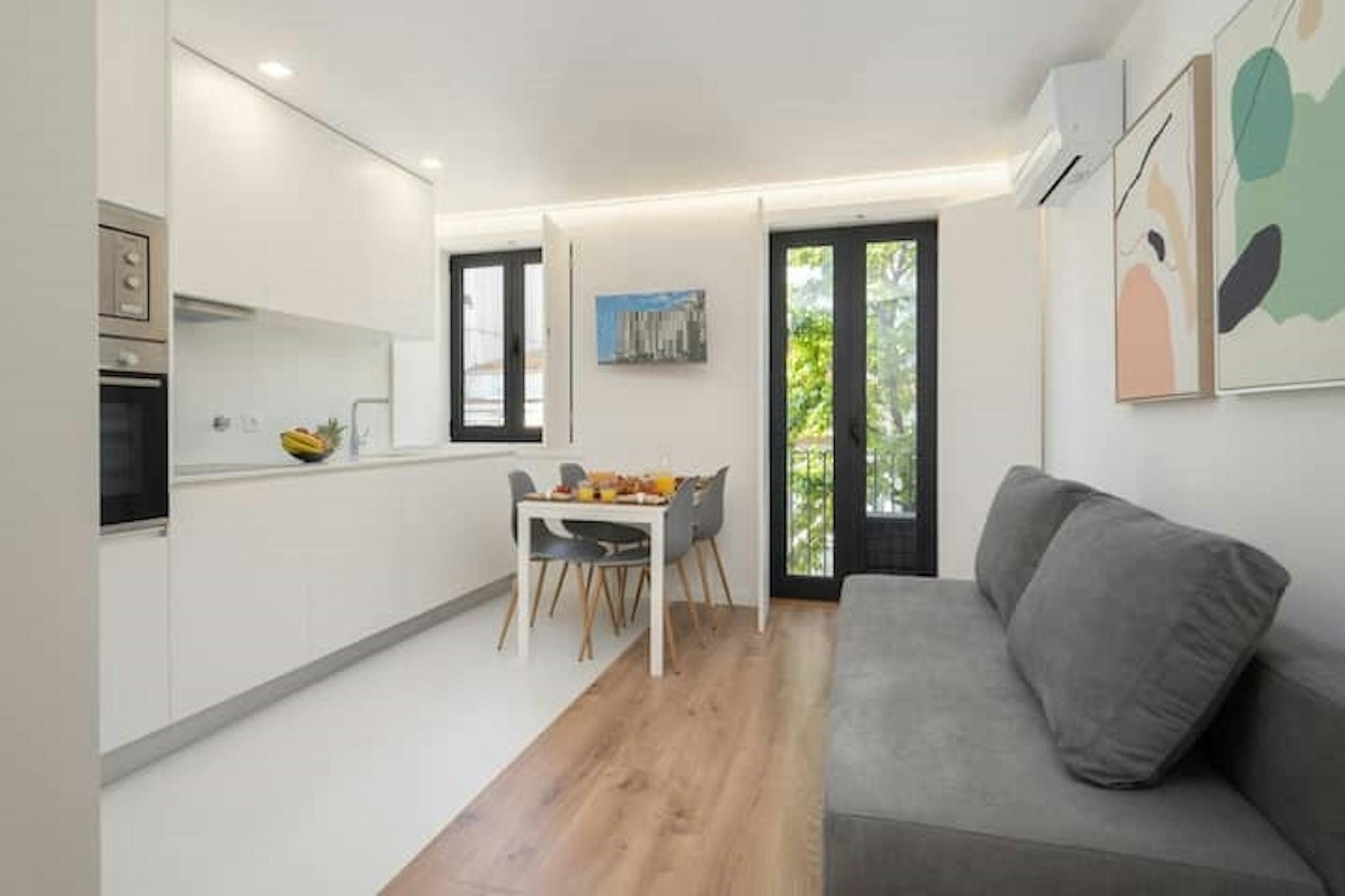 Rua do Paraíso, Porto preview