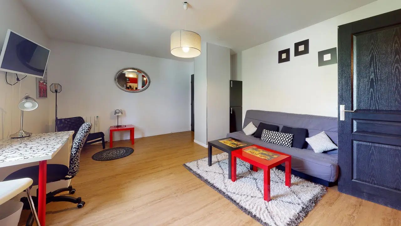 Студія за оренду для 701 EUR на місяць у Nantes, Quai de la Jonelière