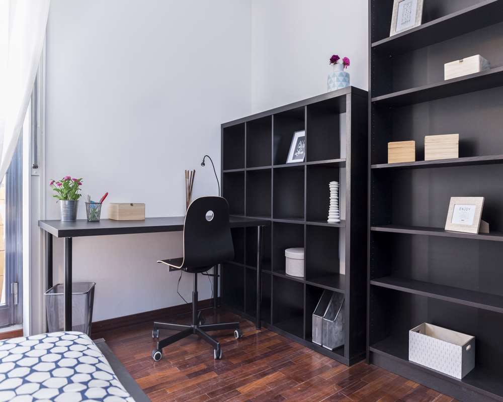 Via Giuseppe Frua, Milan