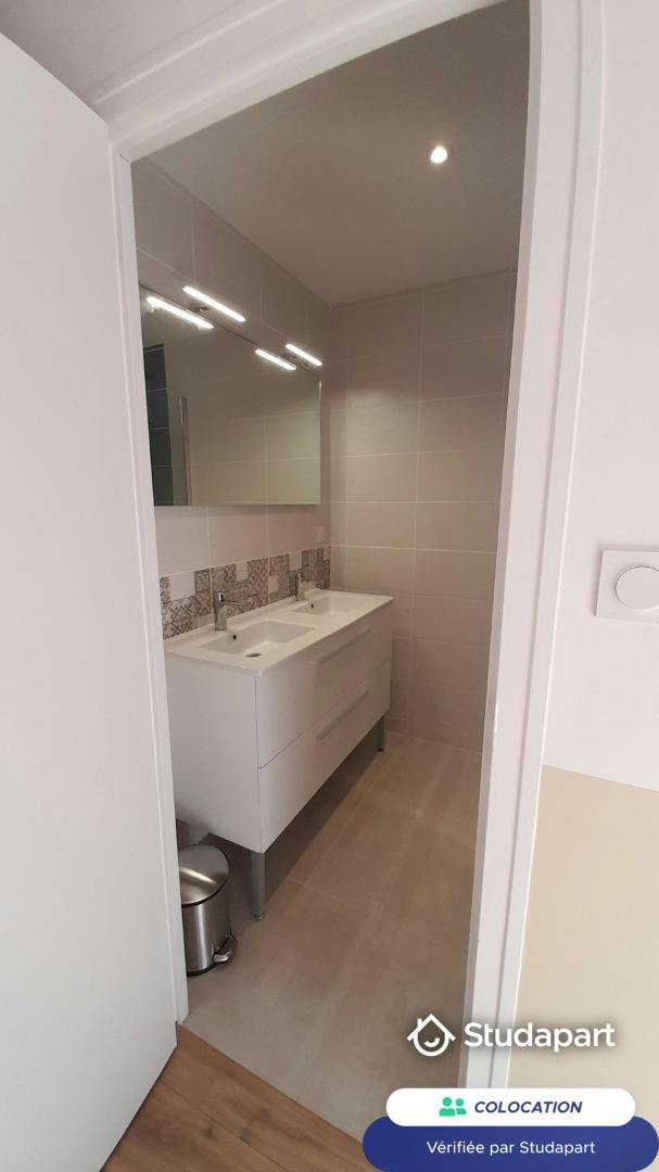 Private room for rent on Rue des Reinettes, Nantes - Vue 5