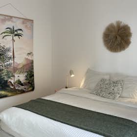 Apartamento en alquiler por 2700 € al mes en Marseille, Rue François Taddéi