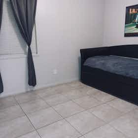 Private room for rent for $900 per month in Riverside, Anna St