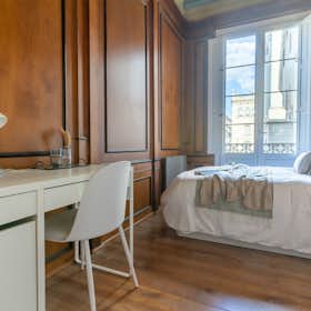 Private room for rent for €690 per month in Barcelona, Plaça de Sant Jaume