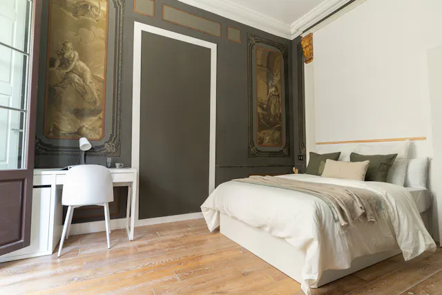 Private room in Plaça de Sant Jaume, Barcelona (1446911) room image 2