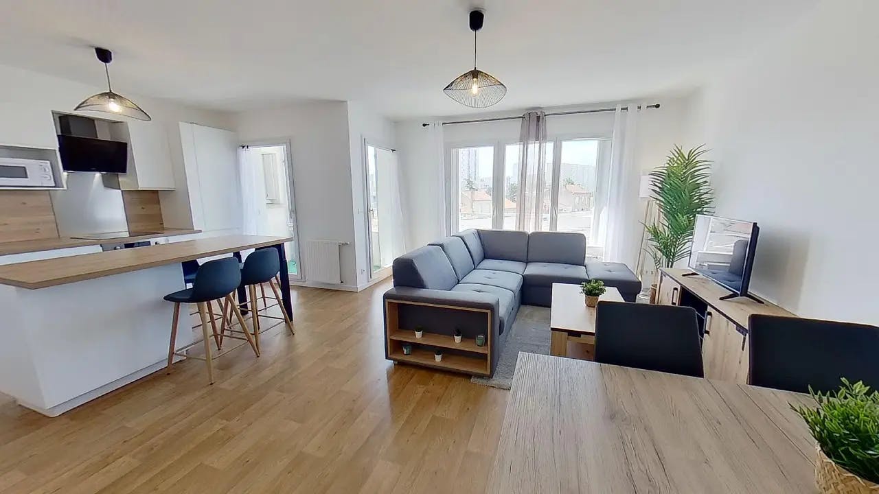 Квартира за оренду для 1 443 EUR на місяць у Bordeaux, Rue du Jardin public