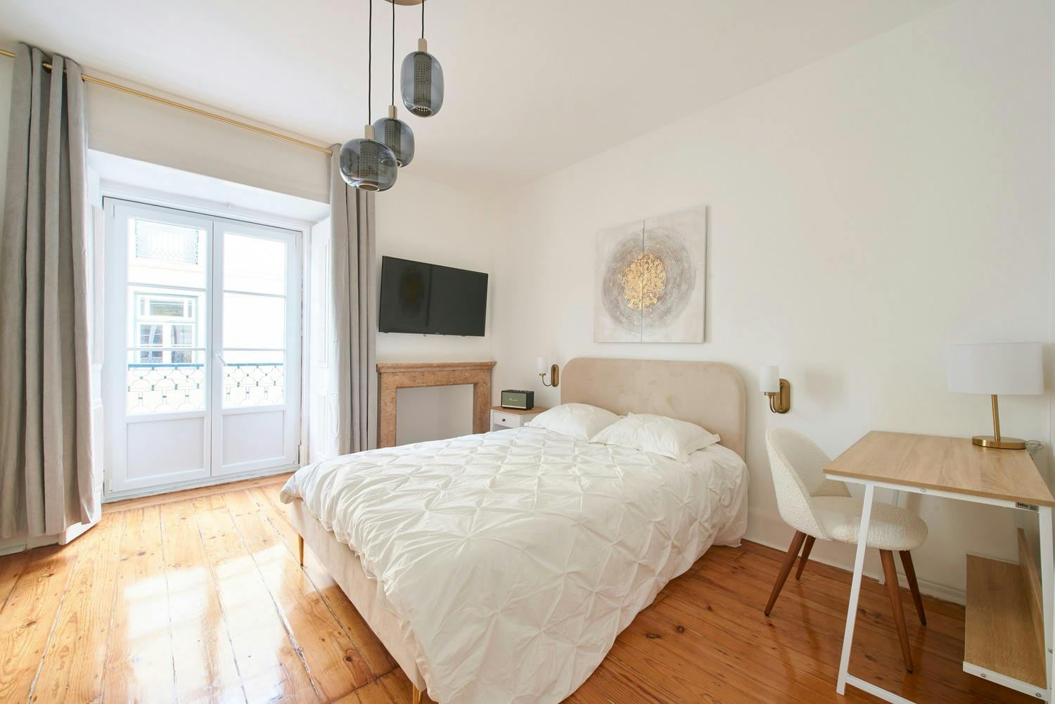 Rua Nova da Trindade, Lisbon preview