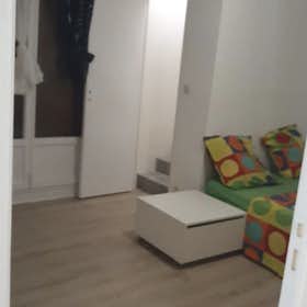 WG-Zimmer for rent for 500 € per month in Épinay-sur-Seine, Boulevard Foch