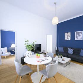 Apartment for rent for €3,119 per month in Vienna, Wollzeile