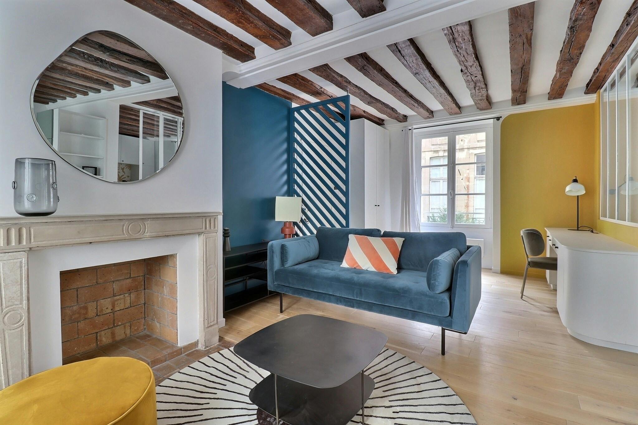 Rue Vieille du Temple, Paris preview