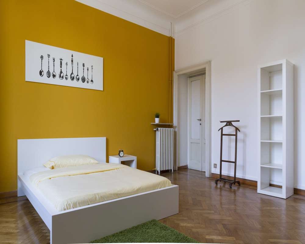 Via degli Imbriani, Milan