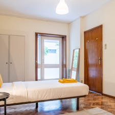 WG-Zimmer for rent for 710 € per month in Porto, Rua de Augusto Lessa
